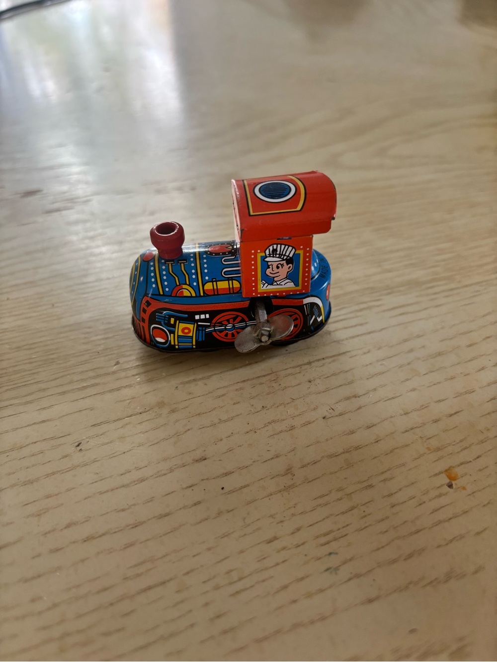 MS 237 Vintage-Style Tin Wind-Up Locomotive Train Toy